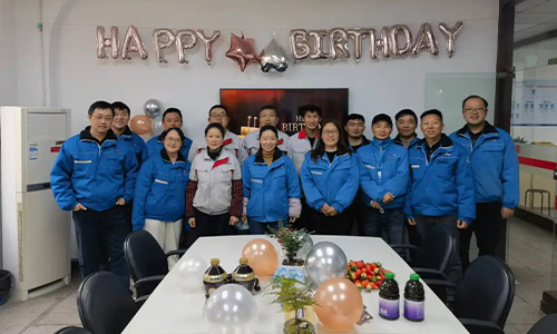 欢乐生日会——我与海立特冷共成长